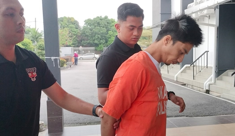 Man charged with murder for allegedly setting mother of three on fire