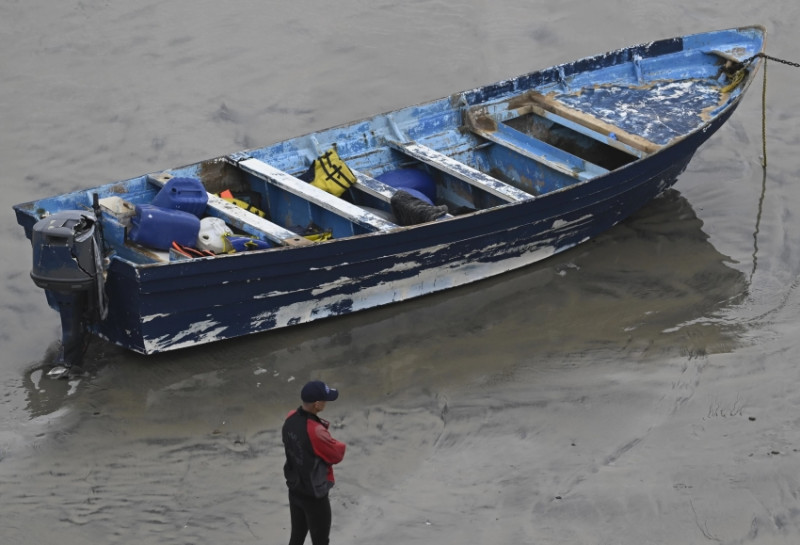 At least 3 dead, 9 missing after panga boat capsizes off Southern California coast
