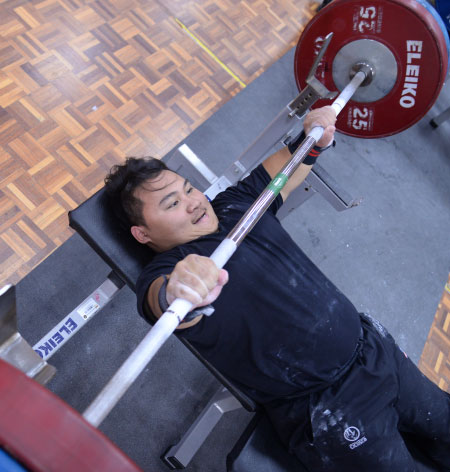 Bunyau bonnie Malaysian powerlifter