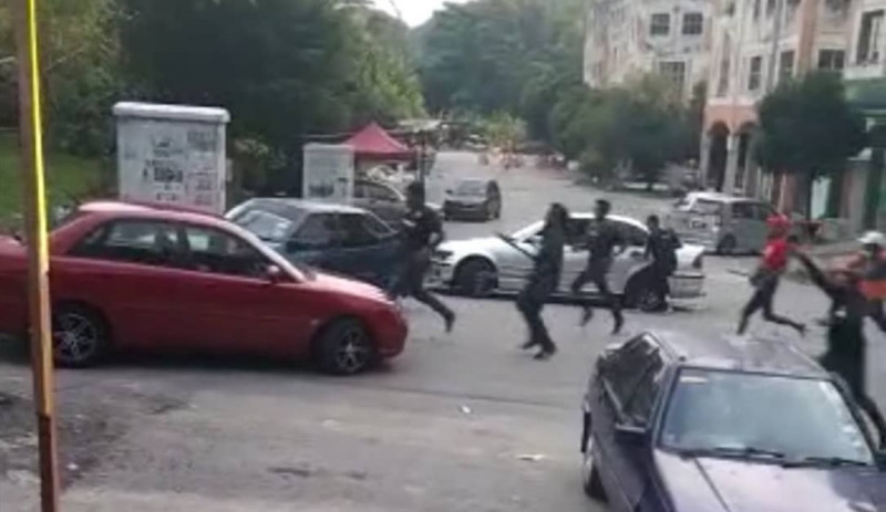 Cops detain 4 over Cheras parang fight