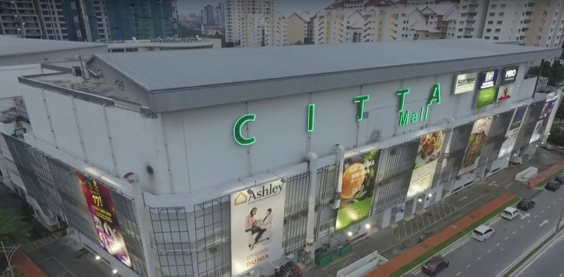 Malls embark on innovation of e-shopping platforms