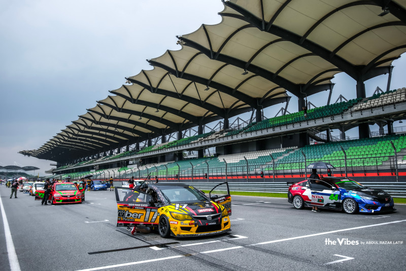 [PHOTOS] Fast wheels, quick thrills: Malaysia C’ship Series revs up in Sepang