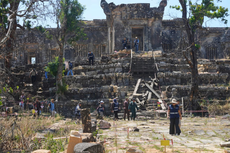Temple in peril as border conflict leaves Preah Vihear on brink of collapse