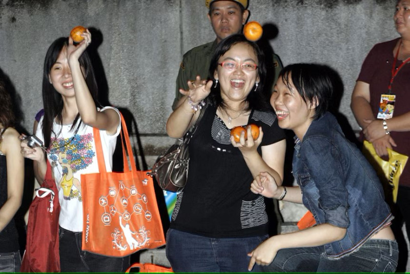 Chap Goh Meh brings Lunar New Year to joyous close with oranges, reunion and fireworks