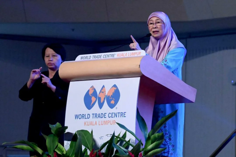 Coordinate efforts to improve children’s well-being: Wan Azizah