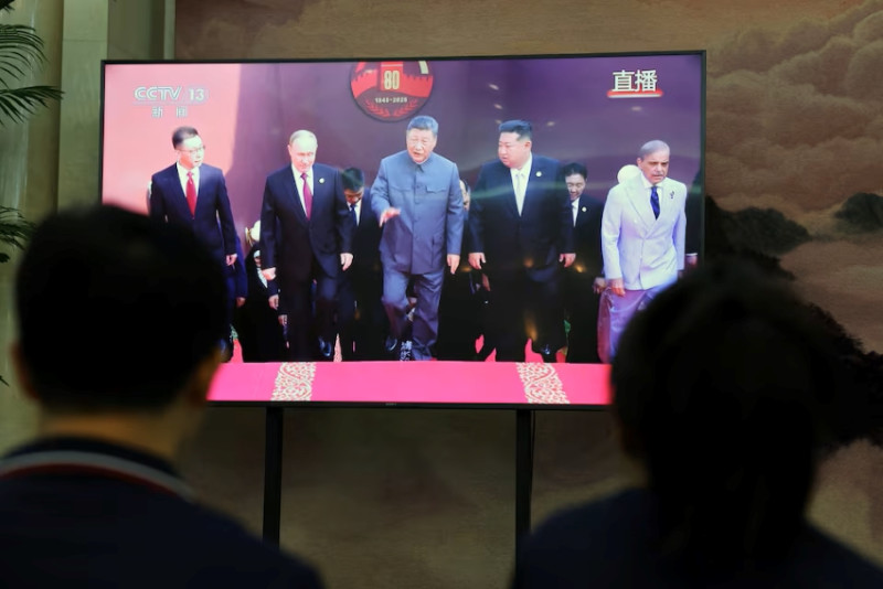 World faces choice between war or peace - Xi says at massive military parade