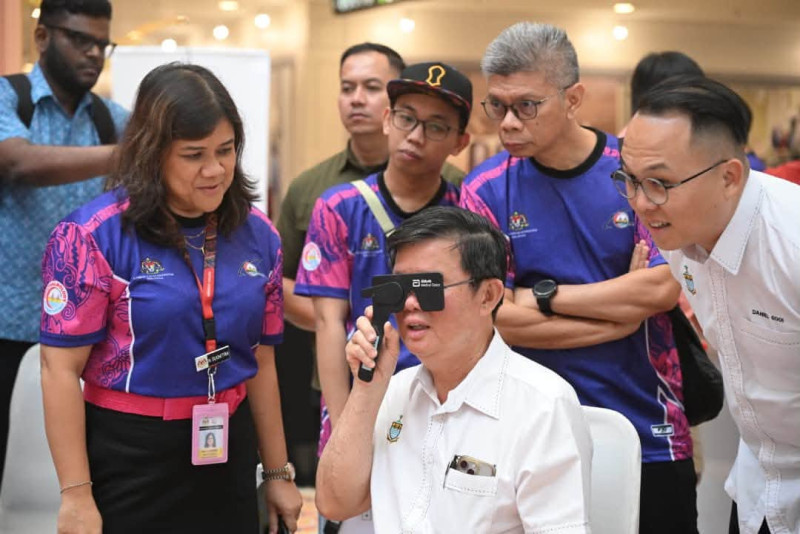 Penang CM warns against taking eyesight for granted amid rising screen time