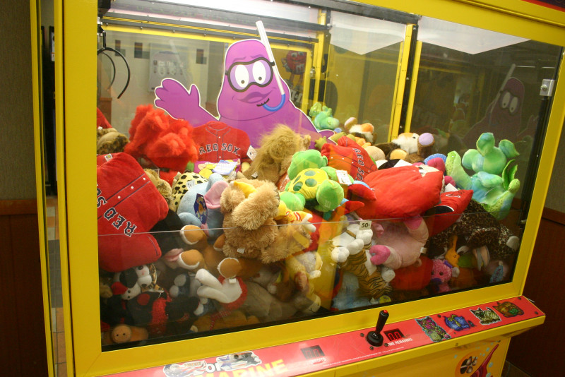 Claw machines promote gambling, should be banned: Sabah PAS 