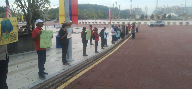 RM1,500 minimum wage in force, but not for govt maintenance staff 
