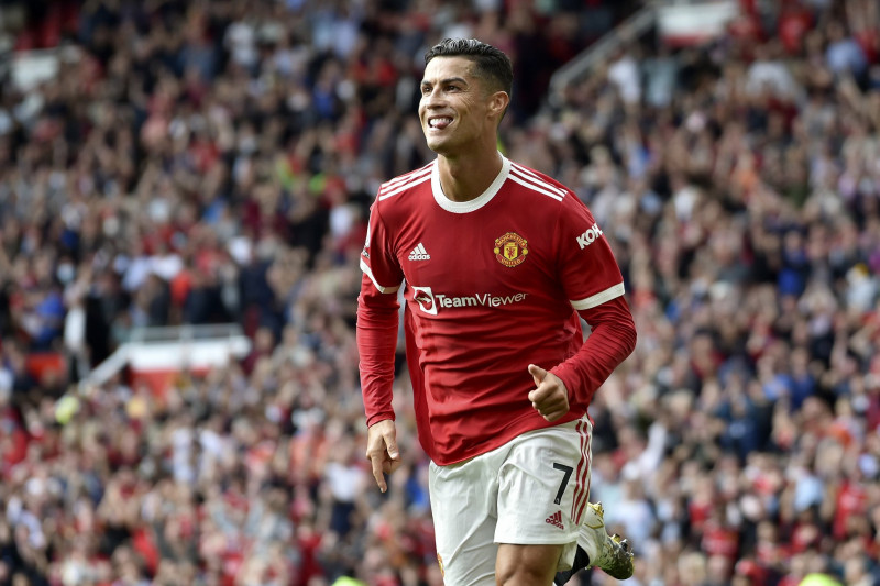 Ronaldo pays tribute to ‘outstanding human’ Solskjaer after sacking