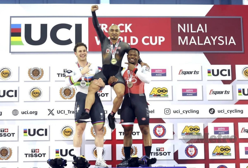 PM hails Azizulhasni’s Keirin gold as Malaysia celebrates world cup triumph