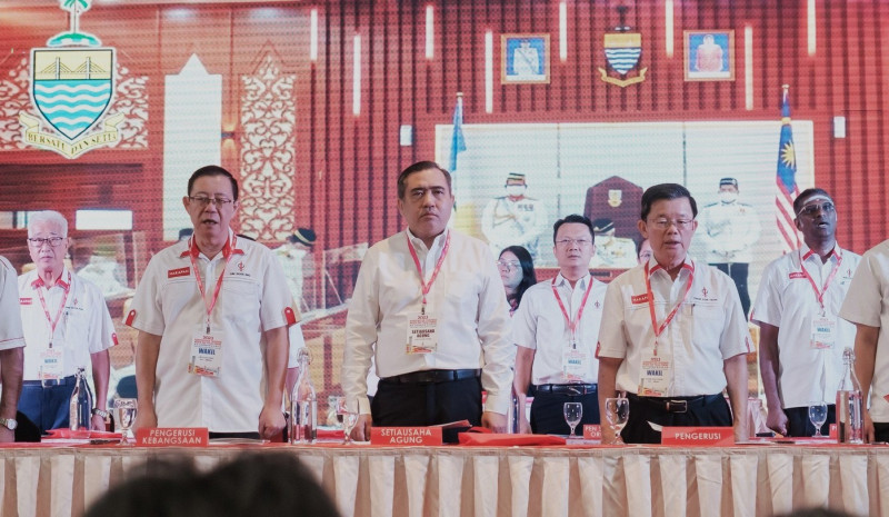 Your govt positions are due to the party, Guan Eng reminds DAP leaders