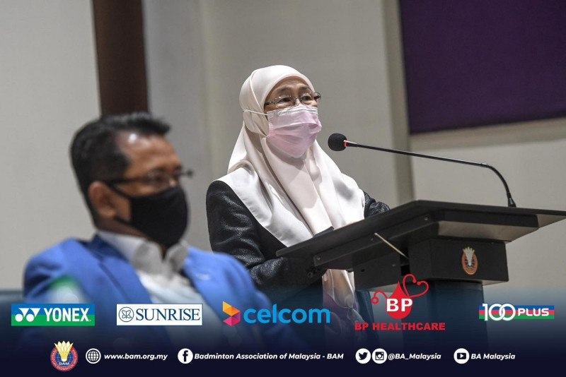 Wan Azizah resigns as BAM patron