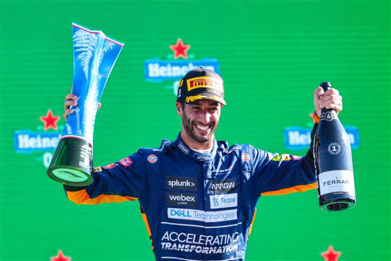 Ricciardo to leave McLaren at season’s end