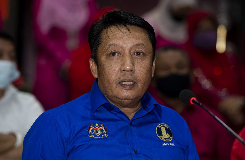 Decision to quit supporting Muhyiddin mine, and mine alone: Jazlan