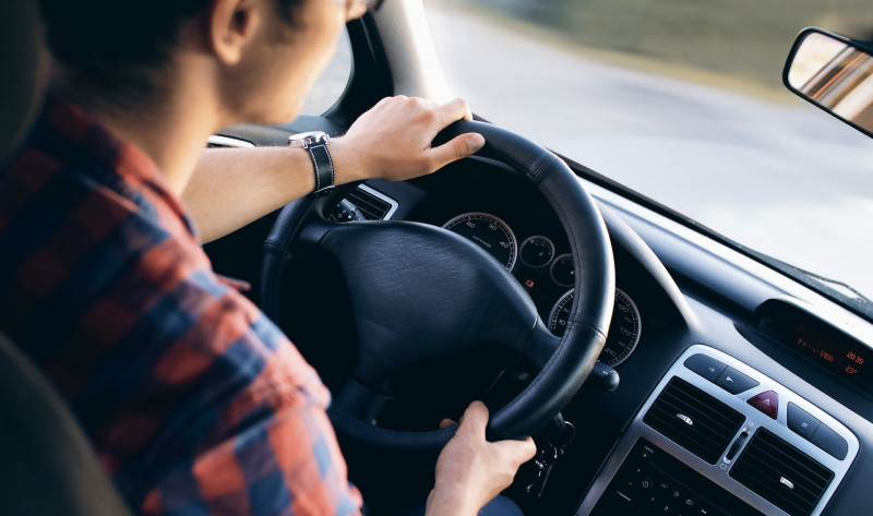 [UPDATED] Vocational driving licence: govt drops need to pass theory exams