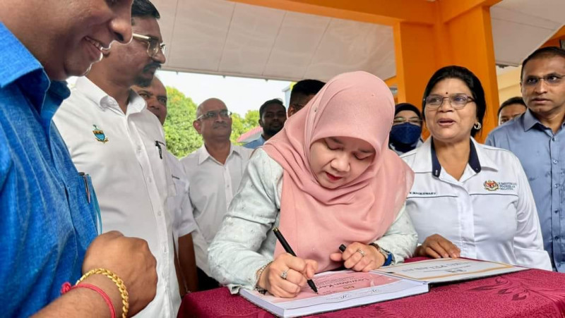 Fadhlina, education officials chided over lapses during Tamil school visit in Penang