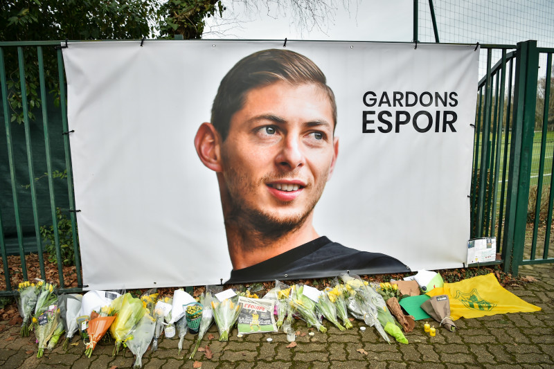 Pilot in crash that killed footballer Sala said plane was ‘dodgy’ 