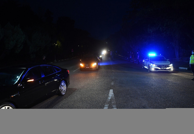 Muhyiddin leaves palace after two-hour meeting with Agong