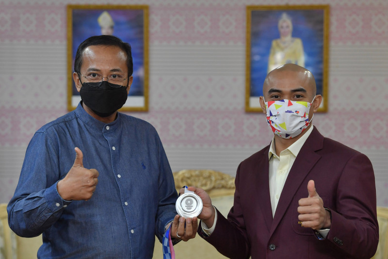 Azizulhasni hopes coach John Beasley’s contract is extended for ‘last legacy ride’