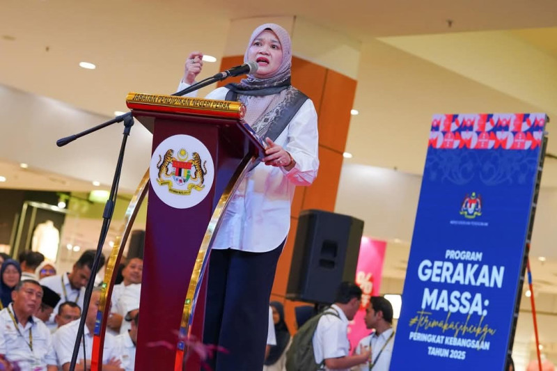 Report explicit content without delay, urges Education Minister