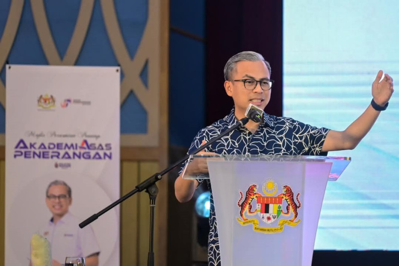 Fahmi: MCMC in contact with TikTok over 18 blocked media accounts
