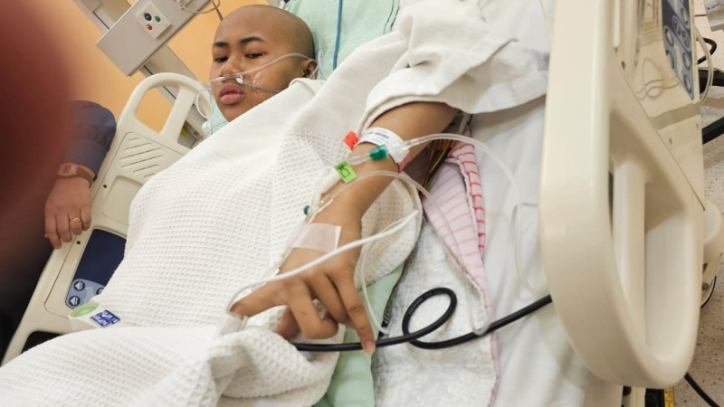 Family appeals for help to save 16-year-old daughter from cancer