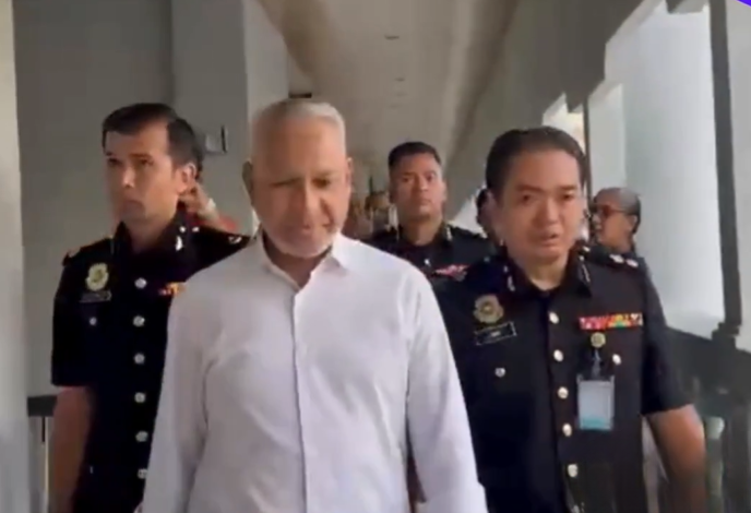 Ex-FIC CEO claims trial over alleged deception of board in FELDA land deal