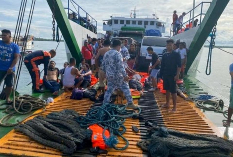 [UPDATED] Seven killed as fire engulfs Philippine ferry: coast guard