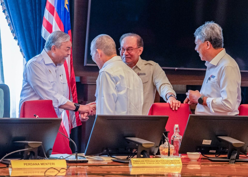 Fadillah returns to Cabinet after heart bypass surgery