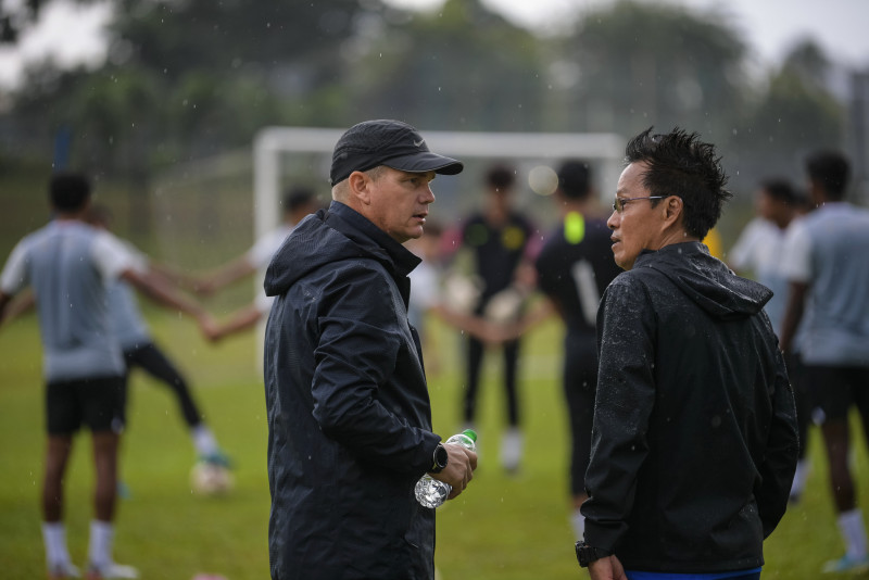 No plans to change team’s approach, says Maloney ahead of second Laos match