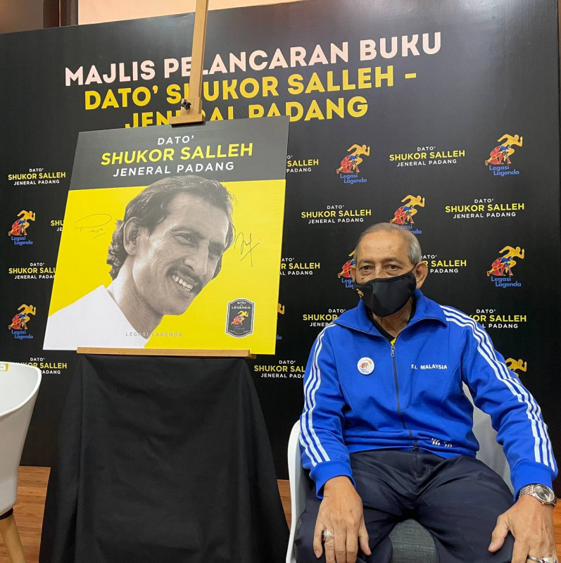 Biography of legendary footballer Shukor Salleh launched today