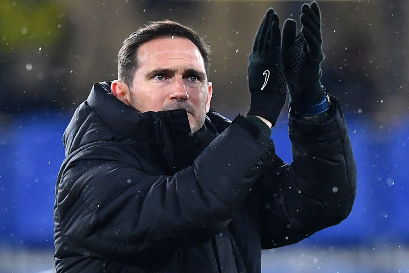 Lampard defends fuming Chelsea fans after latest defeat