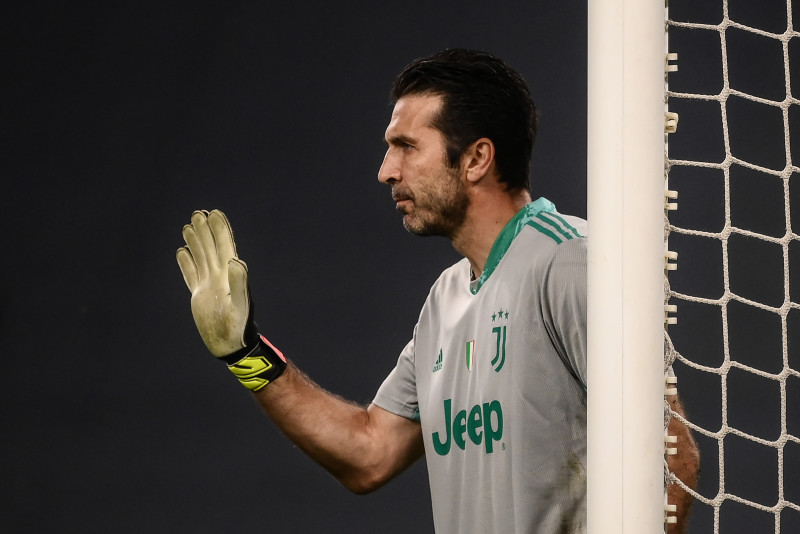 Veteran goalie Buffon extends Parma deal until 2024