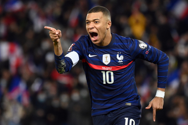 Mbappe unaffected by contract uncertainty: Pochettino