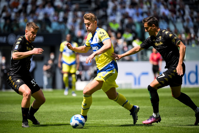 Bayern agree RM326 million fee for De Ligt: reports