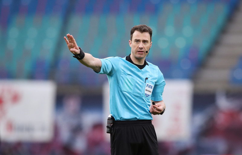 Ref Zwayer ‘not currently active’, say authorities after Bellingham’s match-fixing comment