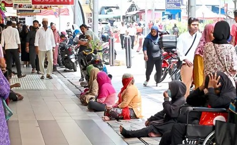Malaysia not obliged to extend equal rights to UNHCR card holders, says expert
