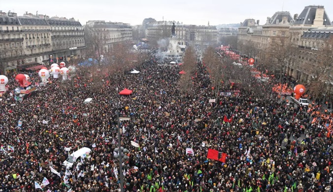 French unions strike against austerity, pressuring Macron