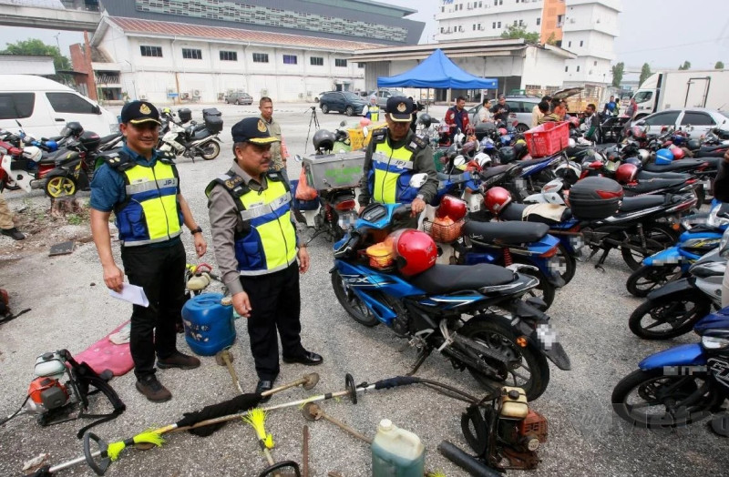 JPJ Selangor to take employers, vehicle owners to court over unlicensed foreign drivers