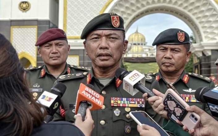 Malek Razak Sulaiman appointed Chief Of Defence Forces, promoted to General