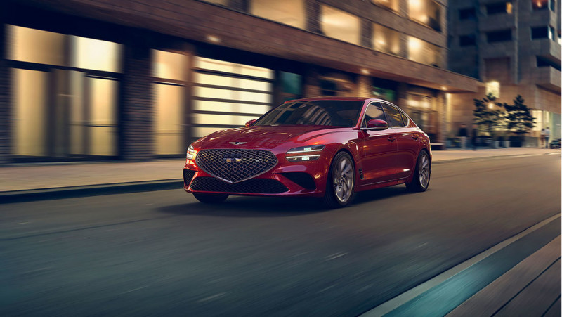 Genesis G70, or some German sports sedan?  – Daniel Fernandez