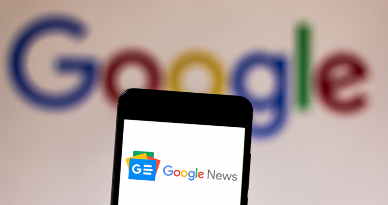 Russia limits access to Google News, Twitter