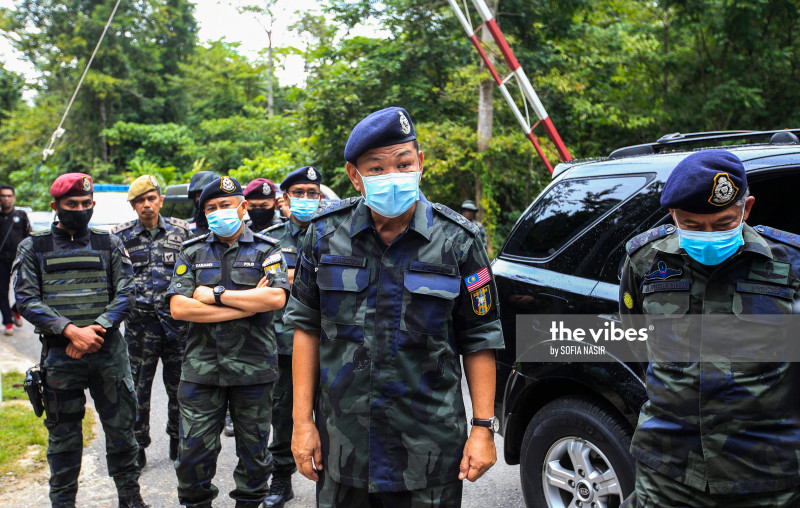 GOF personnel, smugglers surprised each other near Padang Besar post: IGP