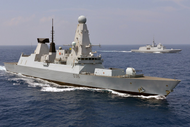 It will be ‘bombs on target’ if UK warships trespass again: Russian envoy