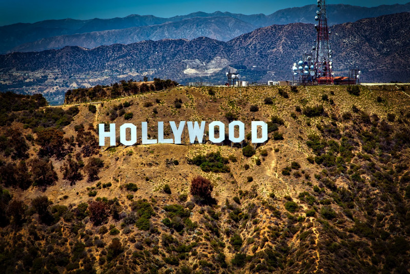 Los Angeles virus restrictions to halt nearly all gatherings