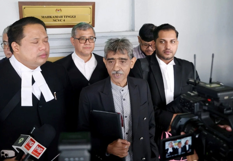 Court dismisses Haniff Khatri’s RM12.5m legal claim against BERSATU
