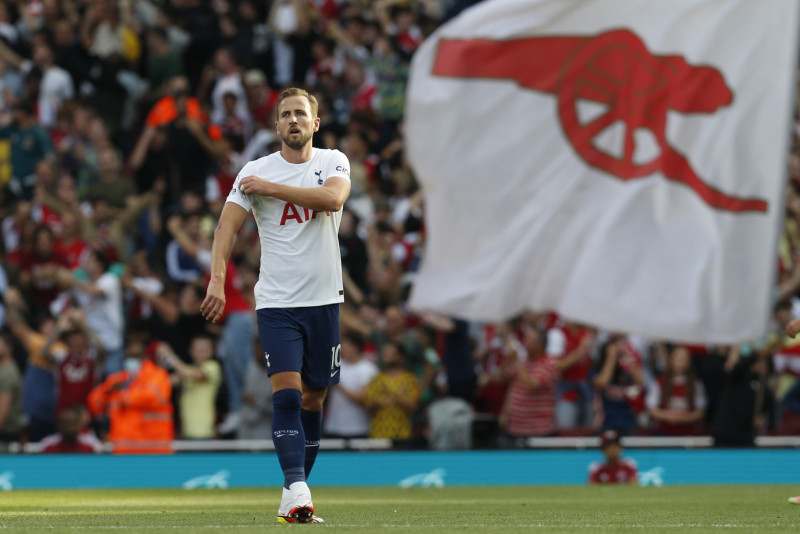Kane stuck in 'smashed' Spurs spiral
