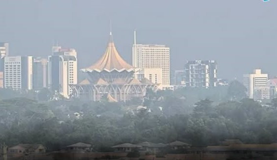 Three areas in Sarawak and Selangor record unhealthy air quality