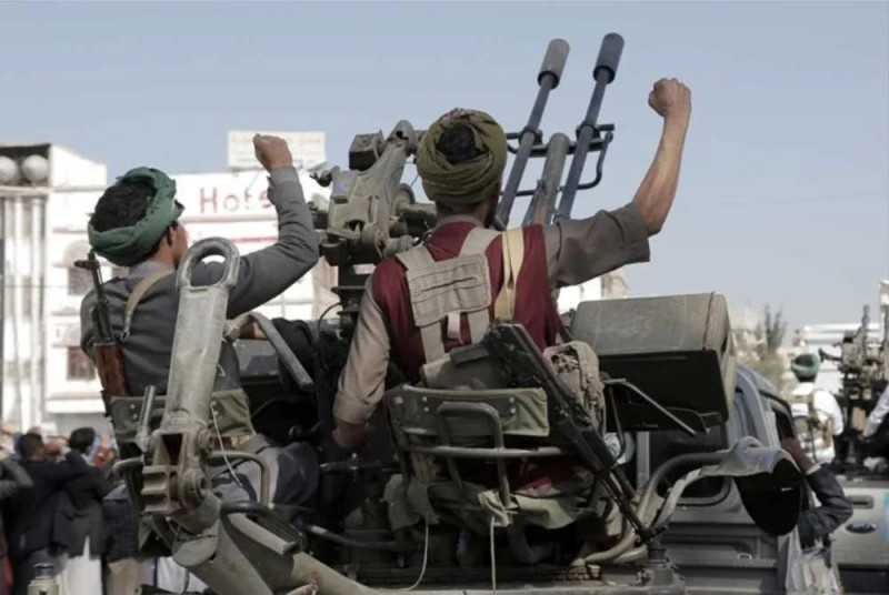 Houthis enter expanding Middle East war as global shipping and security risks intensify